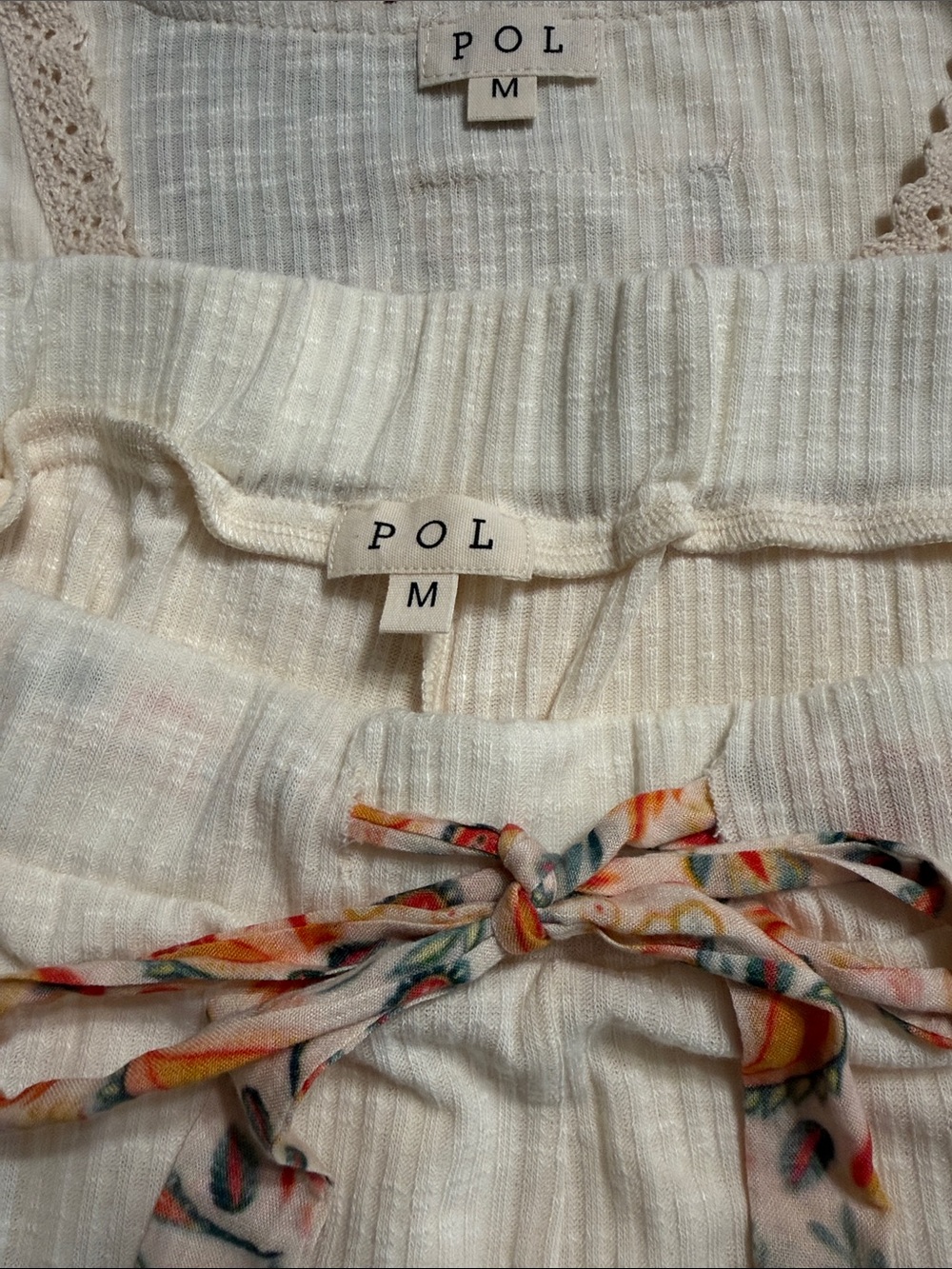 POL Cream Floral Paisley Tiered Set with Coral Accents - Picture 5 of 6